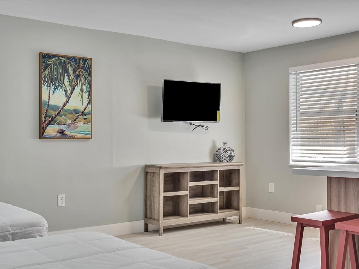 The Shell On Walnut Studio With Bath Hollywood Beach Free Parking دانيا بيتش المظهر الخارجي الصورة